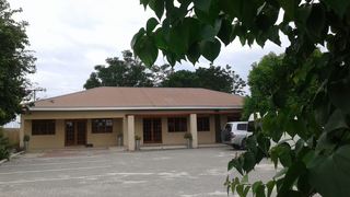 Larissa Hotel | Maun Hotels