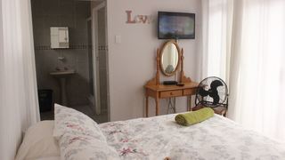 Bluff Beach House | Accommodation Ocean View (Durban)