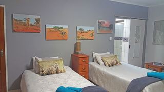 Meerkat Overnight Accommodation | Accommodation Keidebees