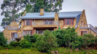 Amanzi Country Manor | Accommodation Nottingham Road