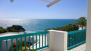 10 Akrotiri | Shakas Rock Self-catering