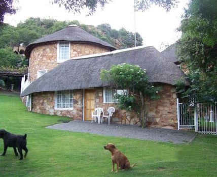 Berg-Plaas Guest House