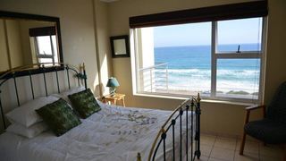 The Waves 701 | Bloubergrant Self-catering