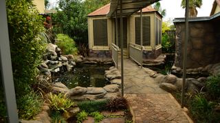 Crystal Rose Lodge | Accommodation Protea Ridge