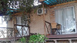 Kesmo Lodge | Accommodation Maun