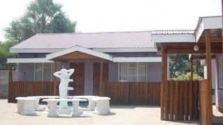 Maduo Lodge | Maun Self-catering