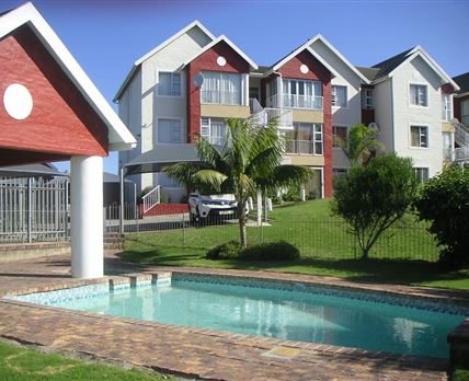 Waterside Living - Dolphin Bay 03