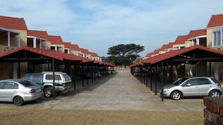 37 Seascape Lodge | Accommodation Uvongo Beach
