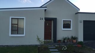 Ocean Breeze | Sandbaai Accommodation