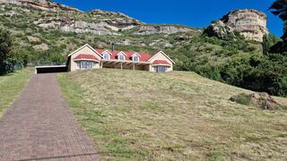Berg Street Cottage | Clarens Specials