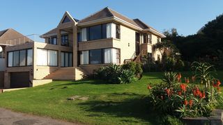 Tomleen B&B | Self-catering Cove Rock
