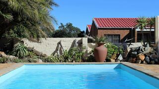The Chandelier House | Accommodation Gordons Bay
