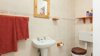 Monica's Cottage | South Kensington Accommodation