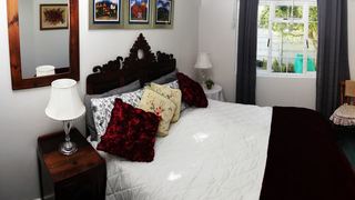 Bethesda Apartment #1 | Somerset Ridge Accommodation