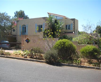 Aurora Guest Units