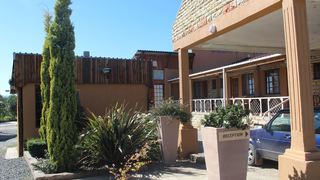 J&E Cyaara Guest House | Accommodation Maseru