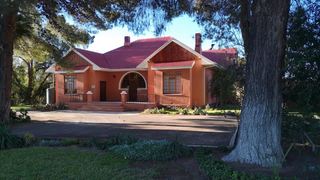 Die Tuishuis B&B | Accommodation Fraserburg
