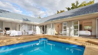 Outeniqua Inn | Heatherlands Accommodation