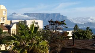 Santorini | Accommodation Bloubergstrand