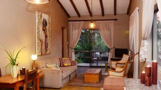 Wisteria Lodge 11 | Weltevreden Park Accommodation
