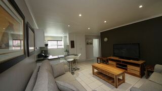 7 Courtside Gardens | Accommodation Blanco