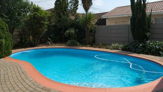 Pebble Fountain | Accommodation Fichardt Park