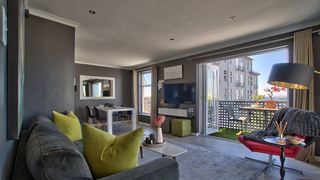 Luxury Green Point Apartment | Green Point Accommodation