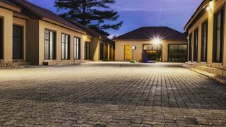 Q's Boutique Stay | Standerton Accommodation