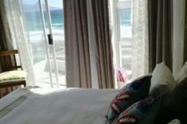 Amazing Seaview Apartment | Self-catering Bloubergstrand