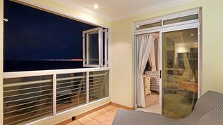 Neptune Isle 301 | Lagoon Beach Accommodation