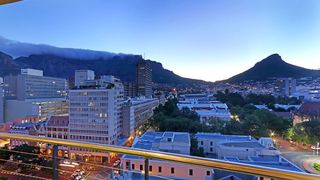 1005 Piazza - CBD | Self-catering Cape Town City Centre
