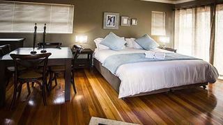 Waves Guest House | Accommodation Wavescrest (Jeffreys Bay)
