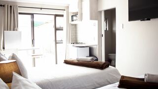 KelZane Self-Catering Units | Gonubie Accommodation