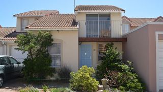 3 Skorpios | Accommodation Muizenberg