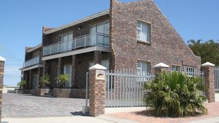 Twin Okes Units | Wavescrest (Jeffreys Bay) Accommodation