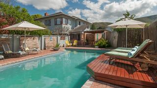 6 Stemmet Lodge | Hermanus Lodges