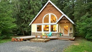 Snowline Cabin #1 | Glacier Lodges