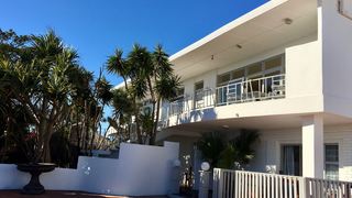 La Mer Guesthouse | Humewood Accommodation