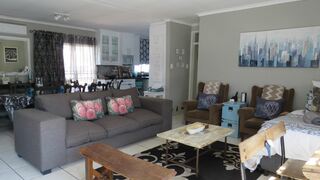 80 on Benade Guesthouse | Accommodation Fichardt Park