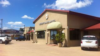 Desert Sands Motel | Palapye Accommodation