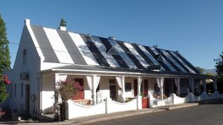 Die Dorpshuis | Calitzdorp Accommodation