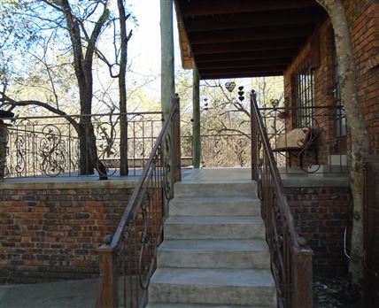 Luiperd House