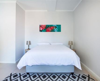 Sea Point Inn