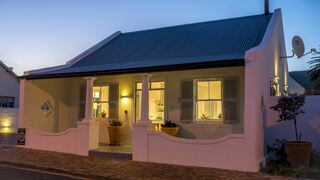 The Vishuis | Accommodation Hermanus