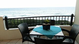 Blue Largo 21 | Accommodation Westbrook Beach