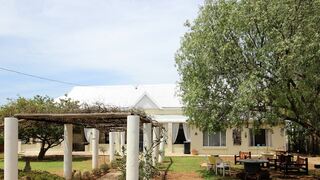 86 on Jubilee | Oudtshoorn Accommodation