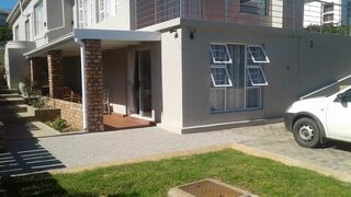Beach Crescent Flat | Accommodation Port Alfred
