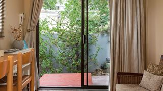 Robert's Cottages | Cape to Karoo Road Trip Specials