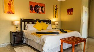 Tinyiko Kruger Lodge | Marloth Park Specials
