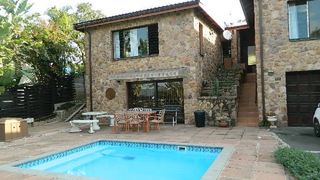 Garland Rd | Salt Rock Accommodation